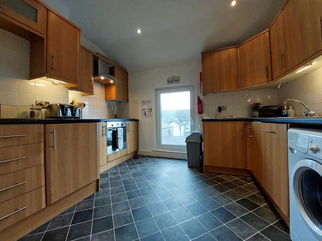 Salt Marsh Apartment Tywyn Bagian luar foto